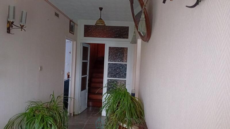 Maison - 168 m² - 6 pièces