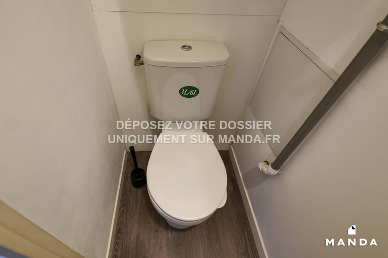 Chambre - 9 m² - 6 pièces