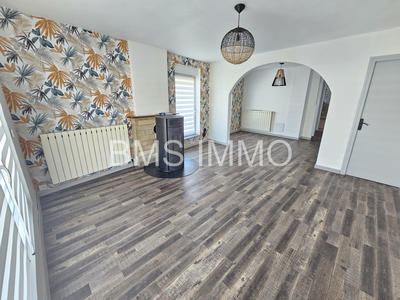 Maison - 90 m² - 3 pièces