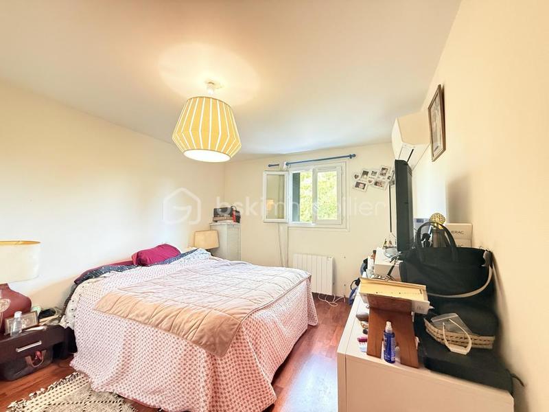 Pavillon - 245 m² - 13 pièces