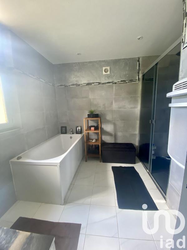 Maison - 187 m² - 7 pièces