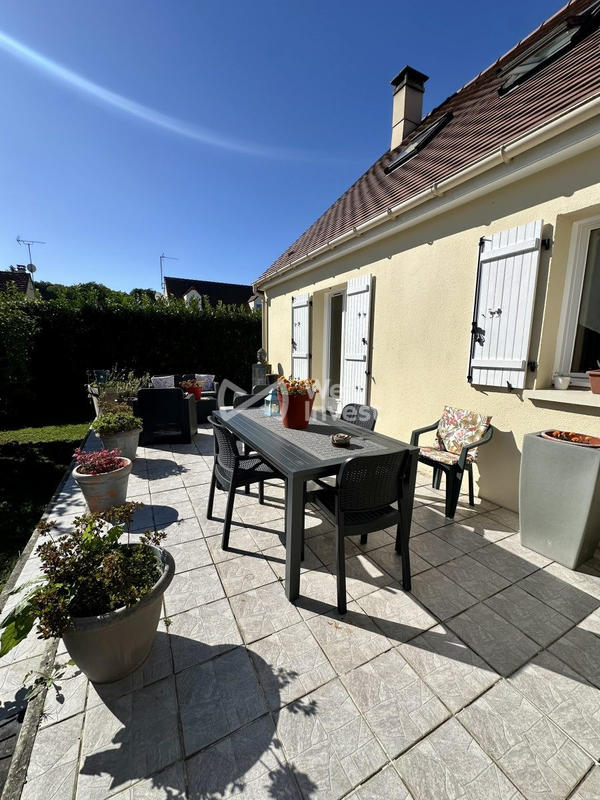 Maison traditionnelle - 110 m² - 5 pièces