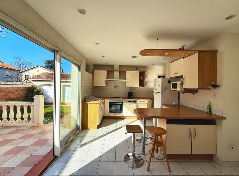 Maison - 95 m² - 5 pièces