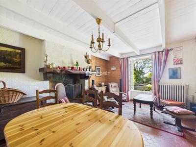 Maison - 106 m² - 4 pièces