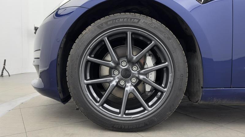 Tesla Model 3 Long Range Dual Motor Awd