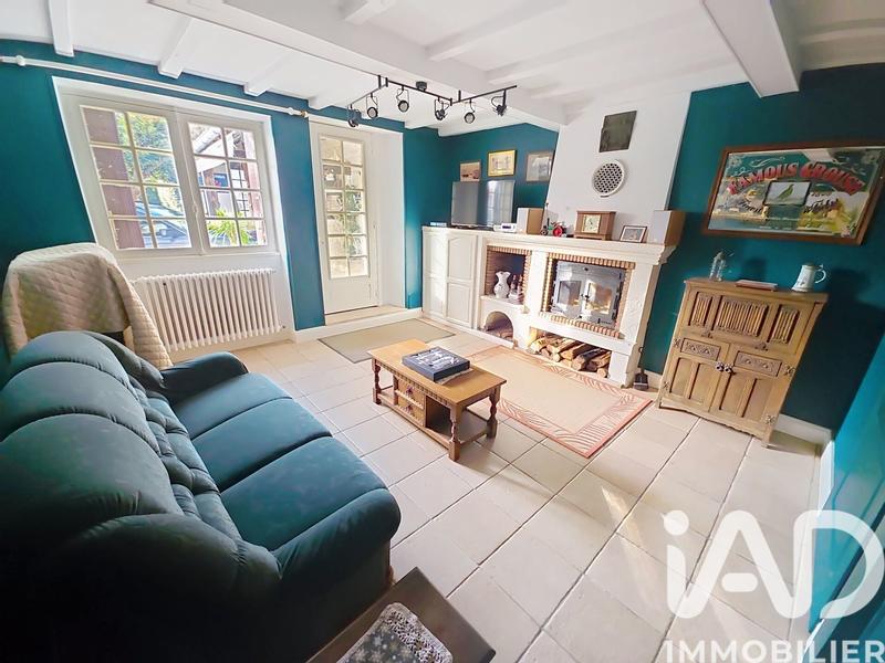 Maison - 290 m² - 8 pièces