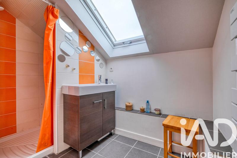 Maison - 180 m² - 7 pièces