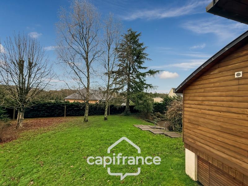 Maison - 284 m² - 10 pièces