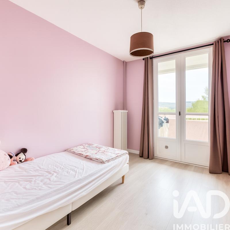 Appartement - 98 m² - 5 pièces