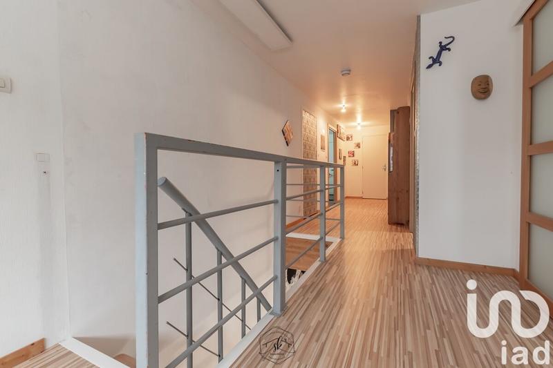 Maison - 205 m² - 7 pièces