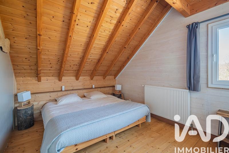 Maison - 200 m² - 9 pièces