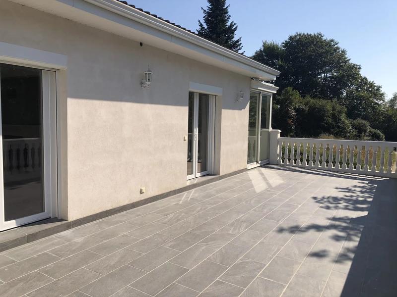 Maison - 205 m² - 7 pièces