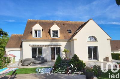 Maison - 195 m² - 8 pièces