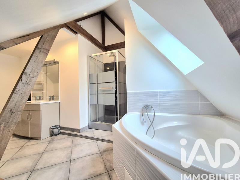 Maison - 146 m² - 7 pièces