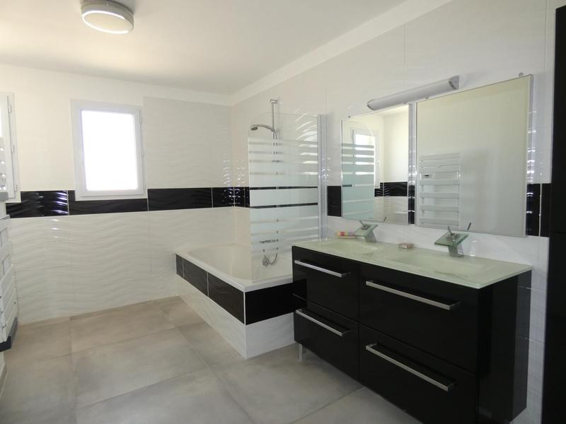 Maison - 134 m² - 4 pièces