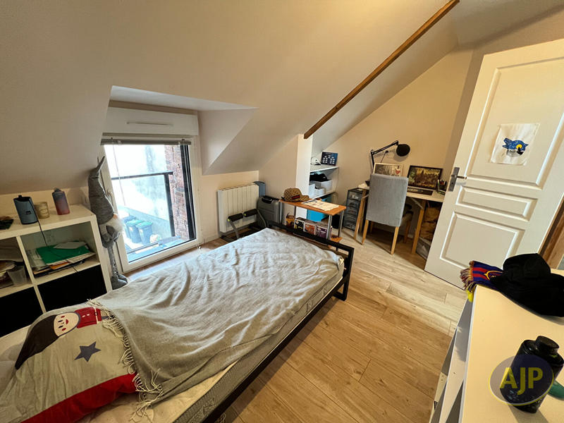 Maison - 84 m² - 4 pièces