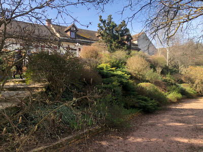 Maison - 277 m² - 7 pièces