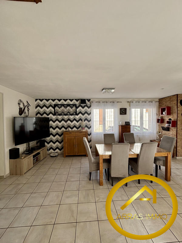 Maison - 140 m² - 6 pièces