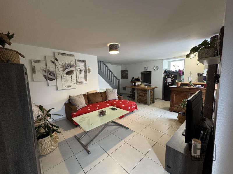 Maison - 77 m² - 5 pièces