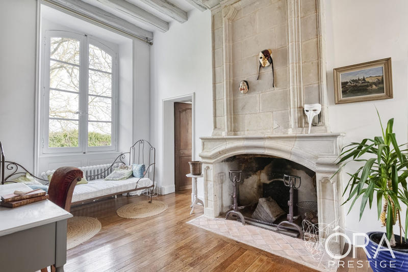 Maison ancienne - 303 m² - 10 pièces
