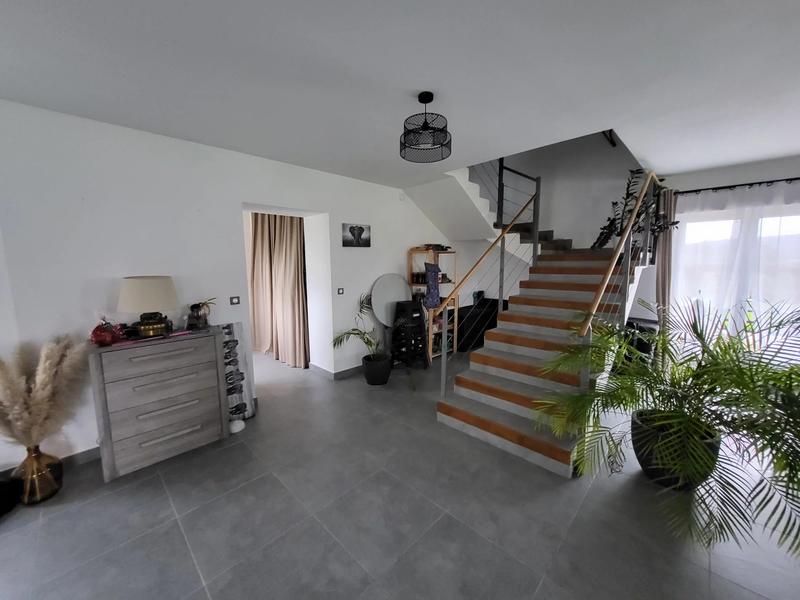 Maison - 282 m² - 11 pièces