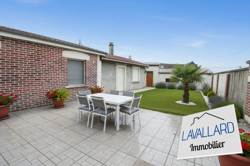 Maison - 97 m² - 5 pièces