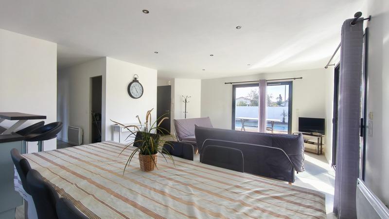 Maison - 90 m² - 4 pièces