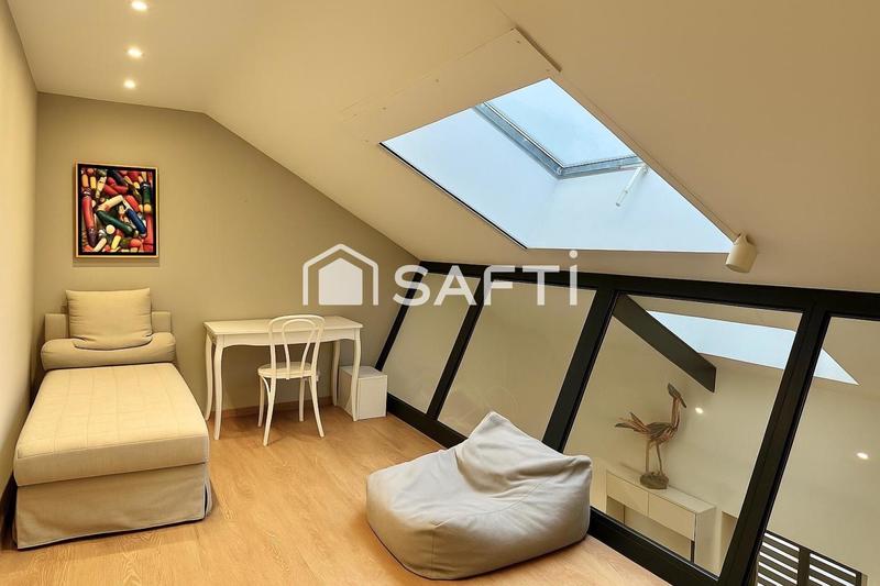 Appartement - 95 m² - 5 pièces