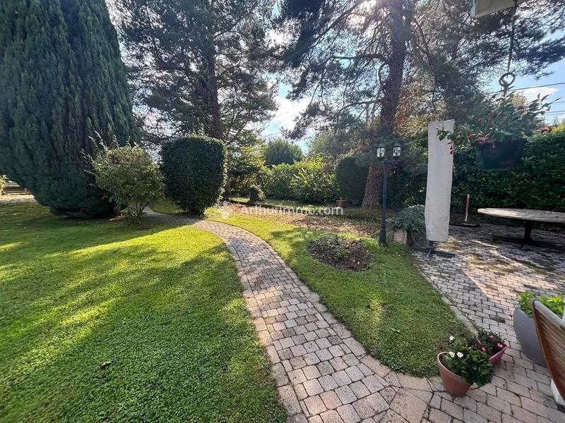 Maison - 187 m² - 5 pièces