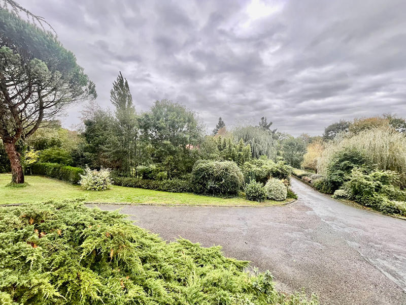 Maison - 153 m² - 8 pièces