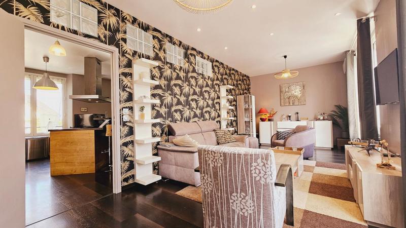 Maison - 140 m² - 5 pièces