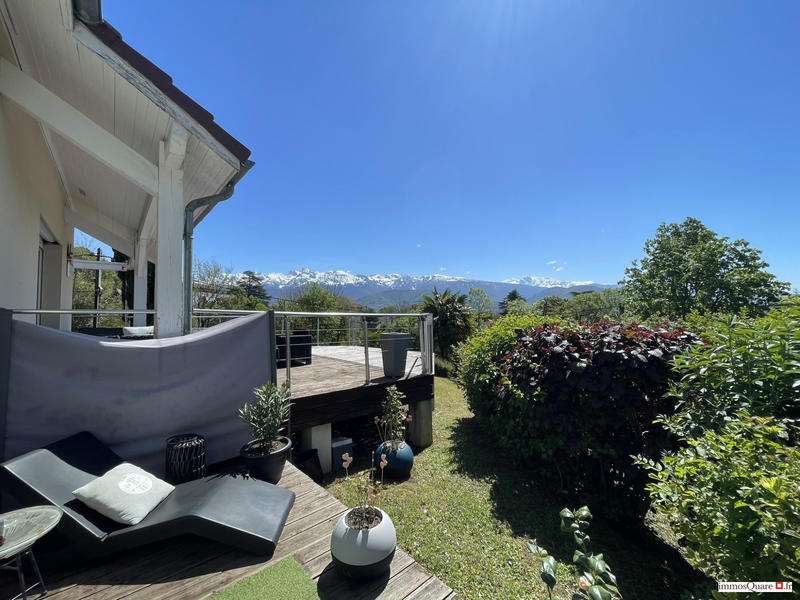 Villa - 181 m² - 8 pièces