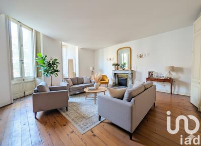 Appartement - 168 m² - 7 pièces