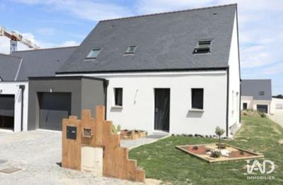 Maison - 84 m² - 4 pièces