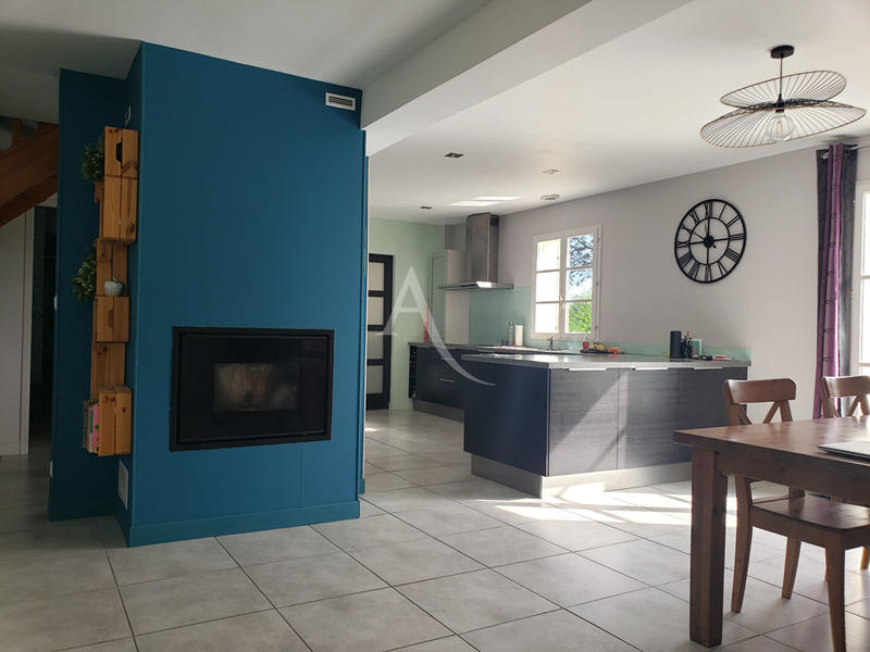 Maison - 123 m² - 6 pièces