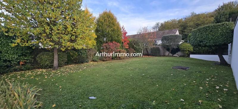 Maison - 210 m² - 7 pièces