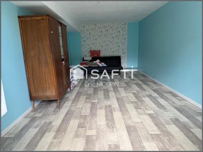 Maison - 90 m² - 5 pièces