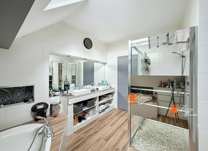 Maison - 165 m² - 5 pièces