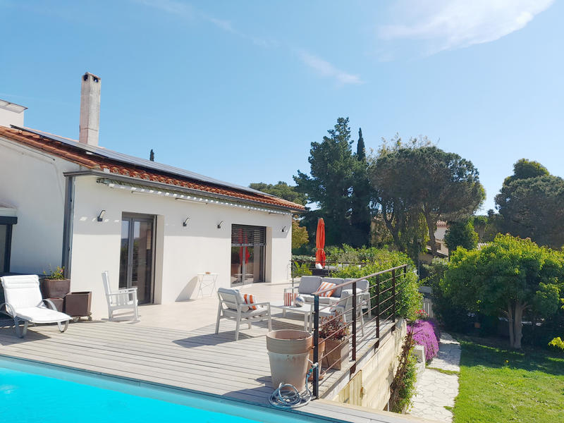 Villa - 185 m² - 6 pièces