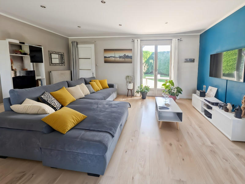 Maison - 97 m² - 5 pièces