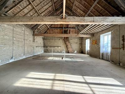 Maison - 85 m² - 3 pièces