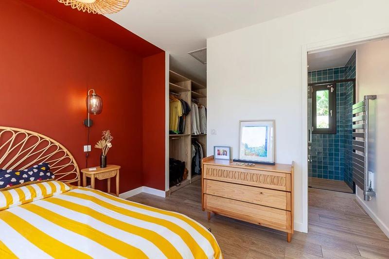 Maison - 138 m² - 6 pièces