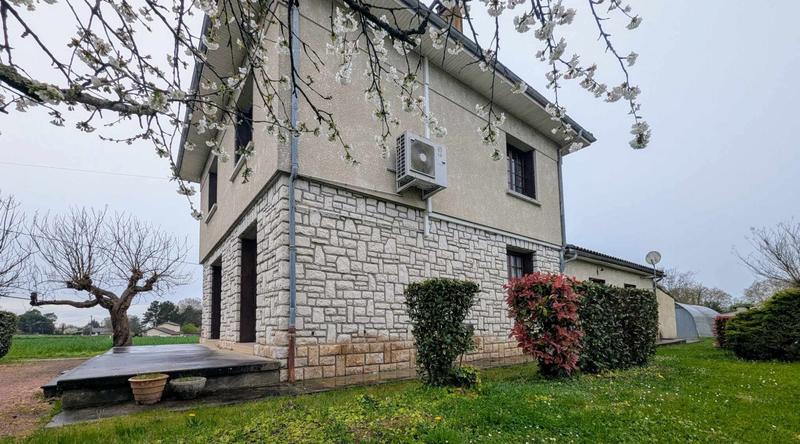 Maison - 174 m² - 8 pièces