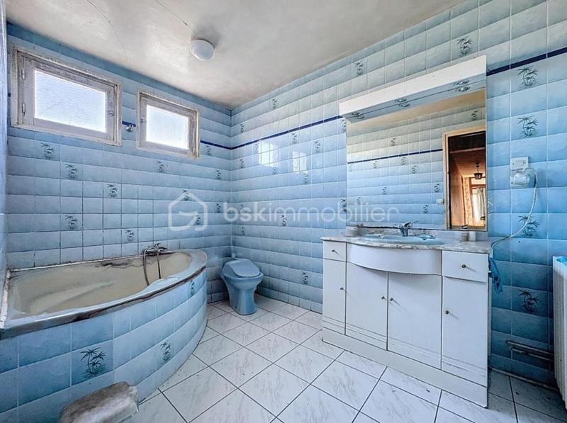 Maison - 170 m² - 7 pièces