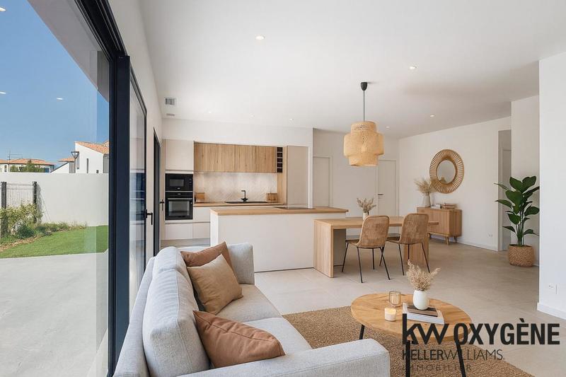 Maison - 93 m² - 4 pièces