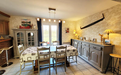 Maison - 104 m² - 6 pièces