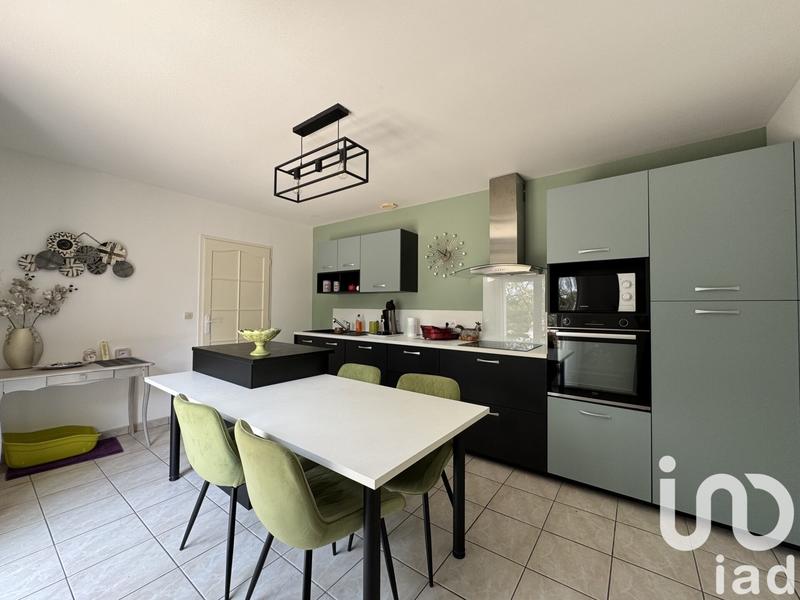 Maison - 95 m² - 4 pièces