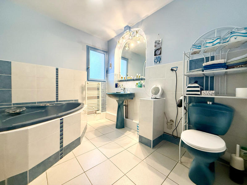 Maison - 104 m² - 5 pièces