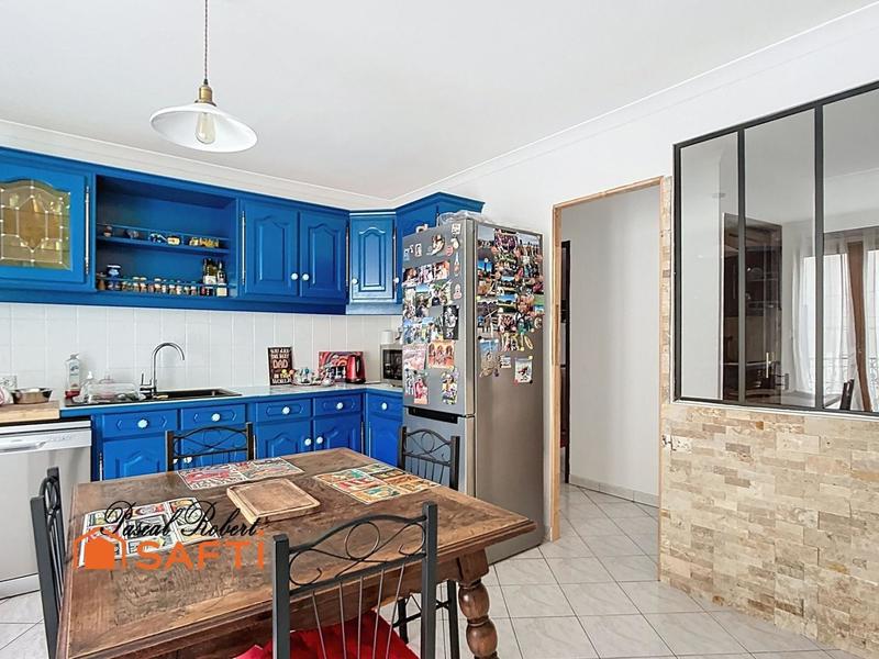 Maison - 145 m² - 7 pièces