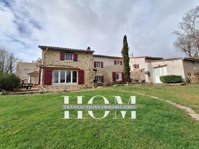 Propriété - 282 m² - 10 pièces